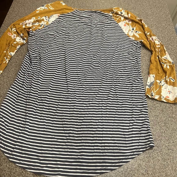 Maurices Gray Striped and Mustard Floral 3/4 Sleeve Top - Picture 4 of 4